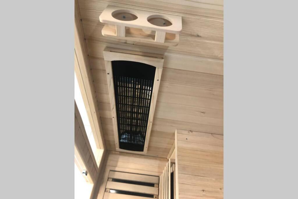 Stadtsuite Mit Sauna In Wiener Neustadt 135 M2 Exterior photo
